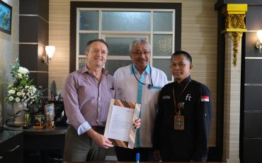 UNTAN, BRIN, dan Murdoch University Australia Tandatangani Letter of Intent untuk Kolaborasi Riset